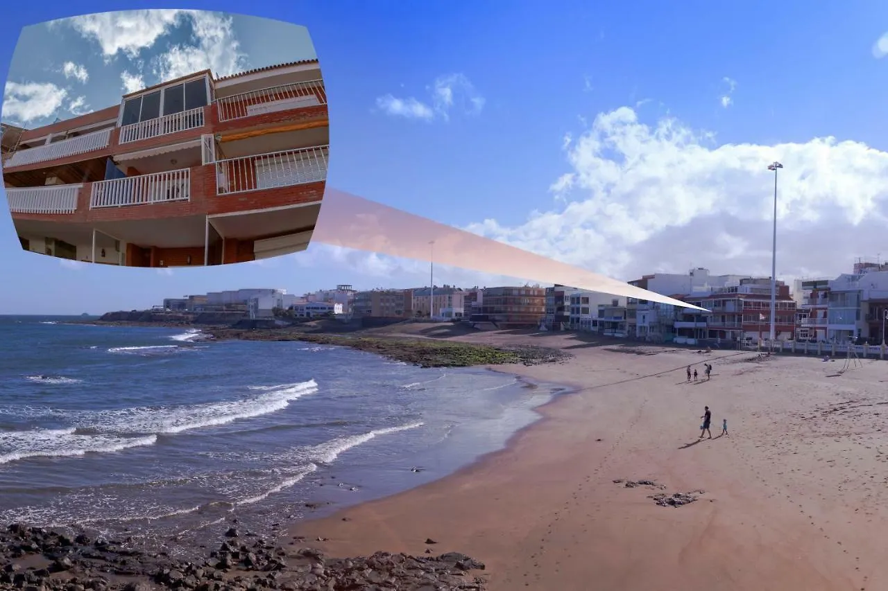 Clara Rosa Beach House Telde Spain